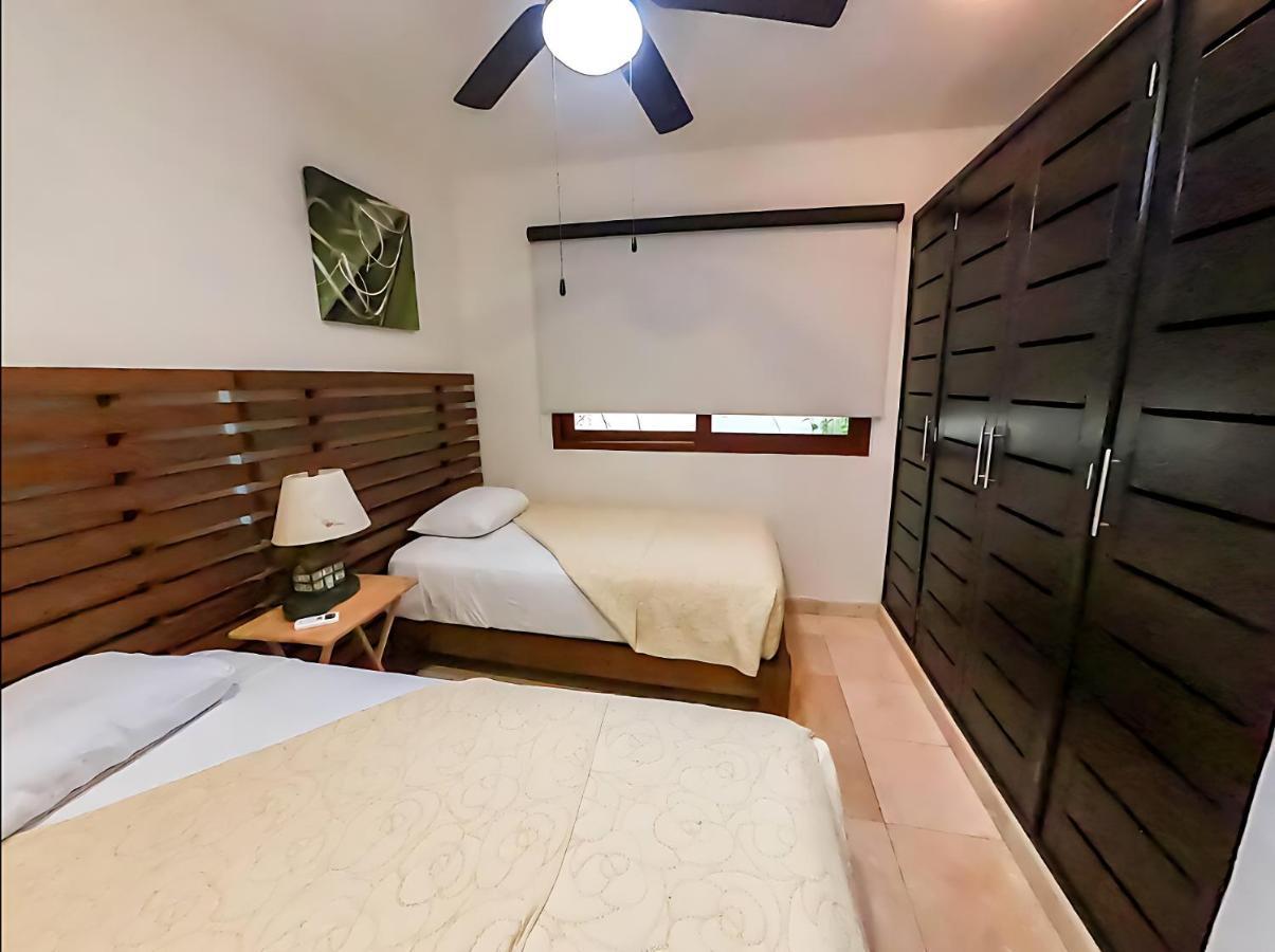 Faro 201 Beachfront Apartment With Ocean View, Close To 5Th Av Плайя-дель-Кармен Екстер'єр фото